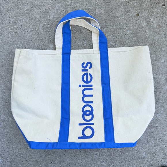 Bloomingdale's Handbags - Vintage Bloomie’s Canvas Tote Bag in Cream Blue 15.5” by 10.5”